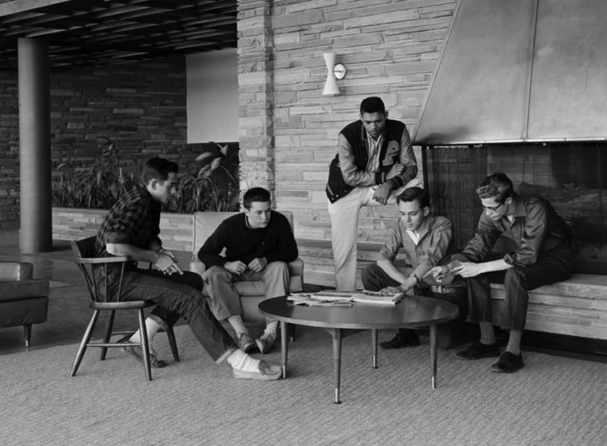1957 Students in Newsom Hall